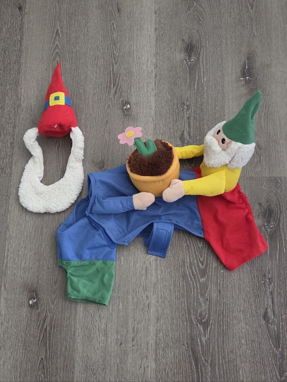 Petco Bootique Garden Gnome Dog or Cat Costume Medium